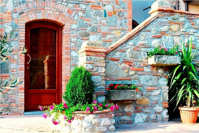 Farm stay Agriturismo Podere Dei Kiwi Chiesina Uzzanese